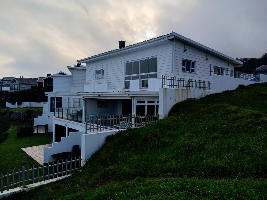 To Let 3 Bedroom Property for Rent in Dana Bay Western Cape